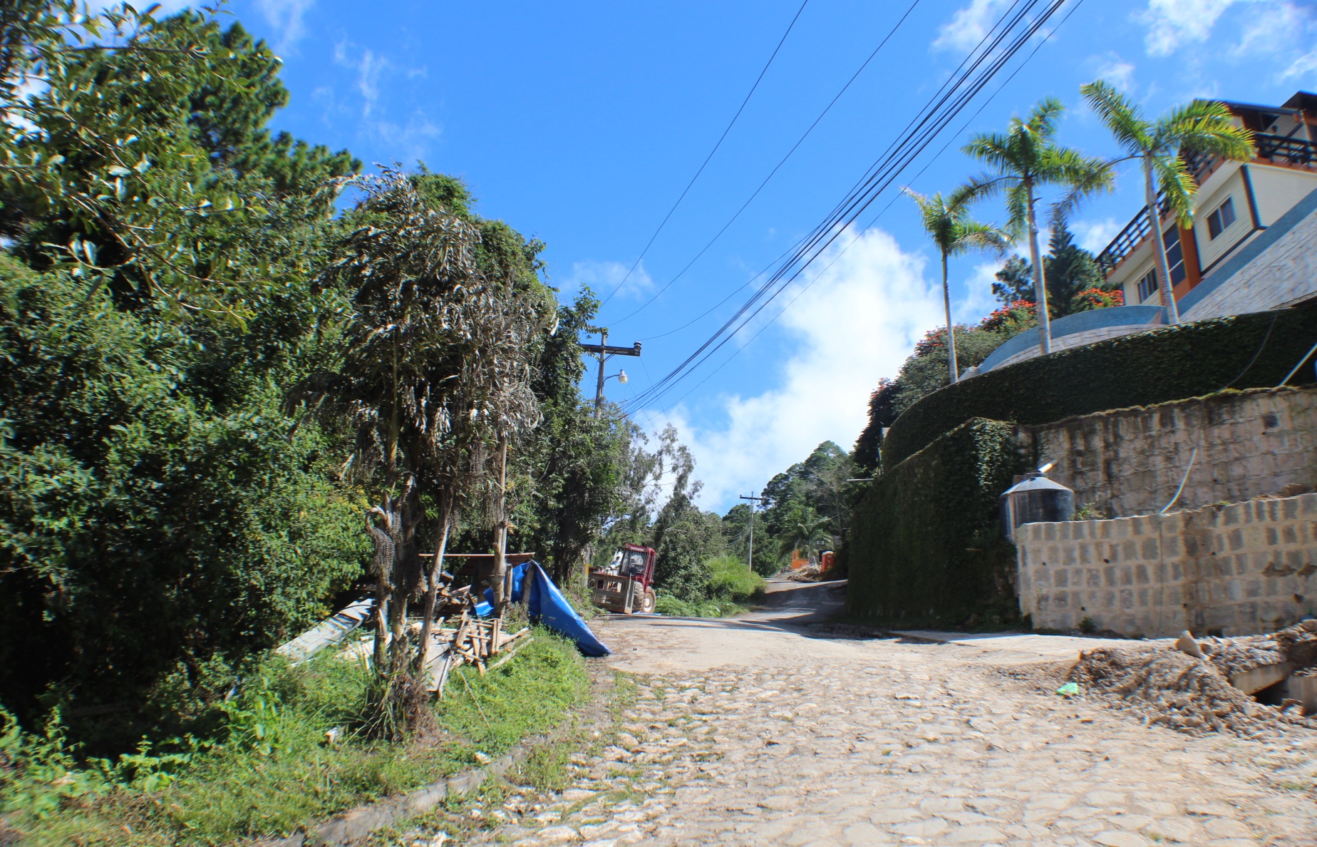 Venta: Terreno en circuito cerrado, Res. Villa Elena